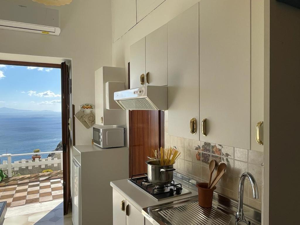 Ferienwohnung Casa Enzo Con Vista Mare Amalfi Exterior foto